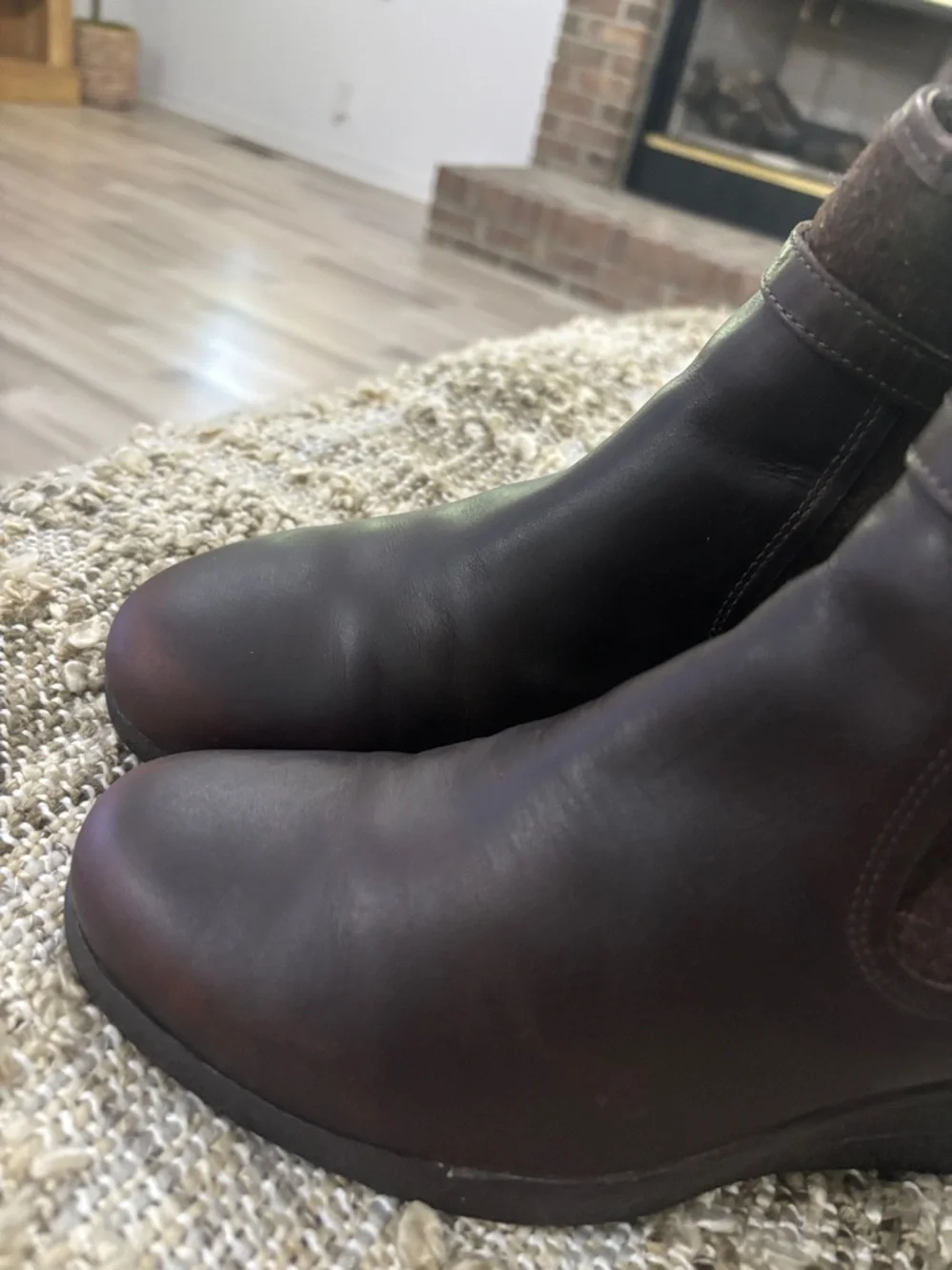 UGG emalie chocolate
